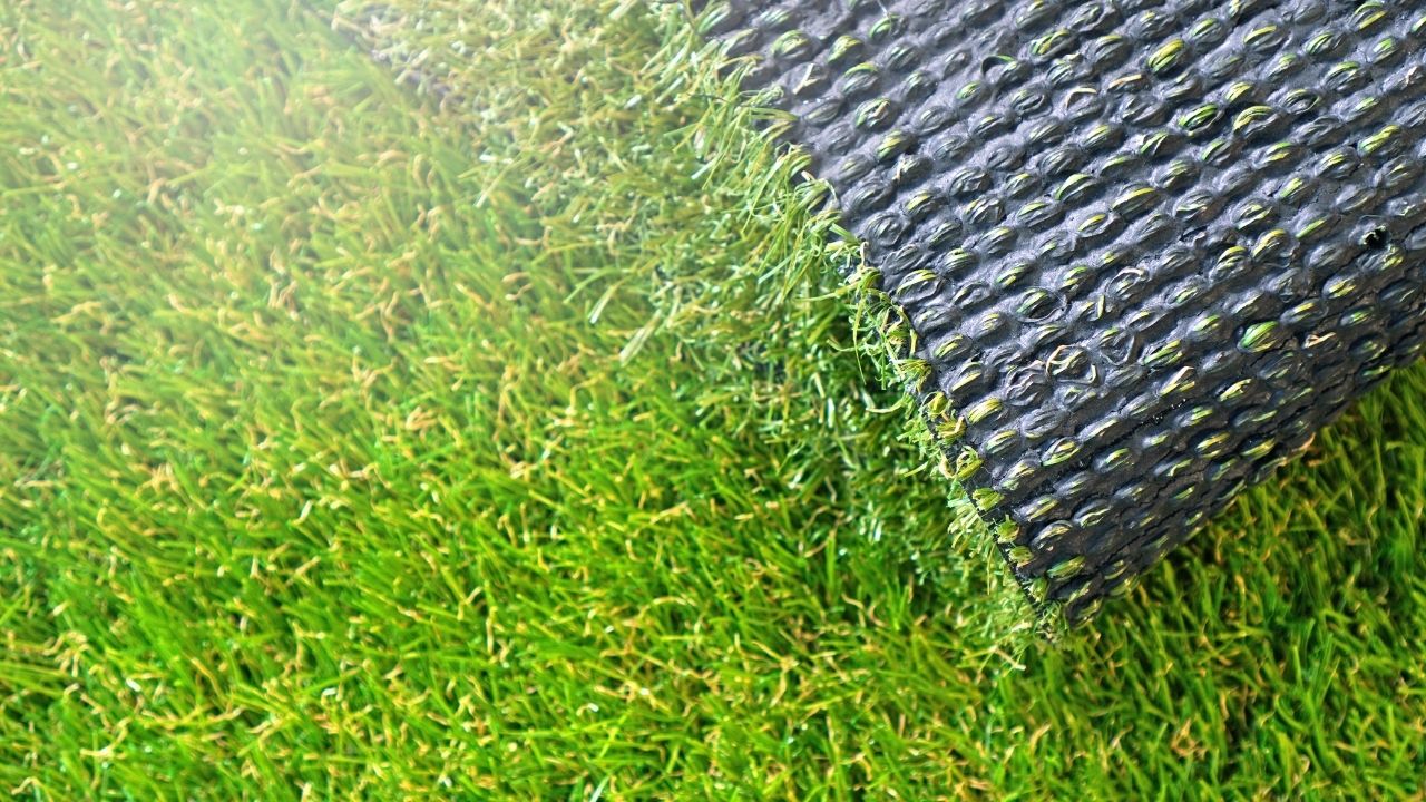 Artificial Grass Can Brighten Up Your Space